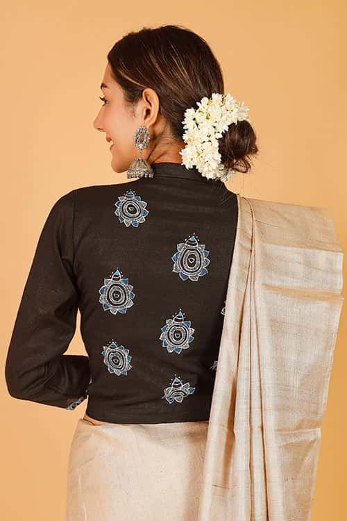 'Kurmaraja' Handpainted Madhubani  Cotton Blouse — image 4 of 7