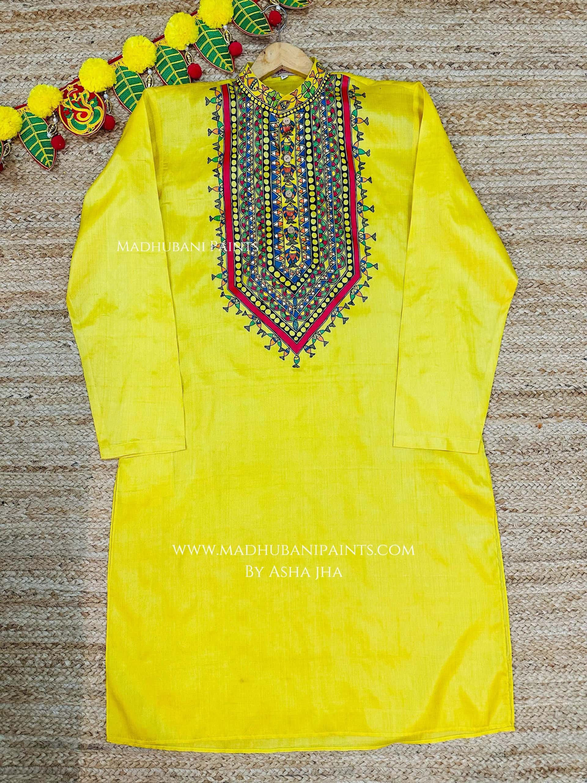 Yellow Surmai Kamal Hand-painted  Madhubani Men's Tussar Silk Kurta — image 3 of 4