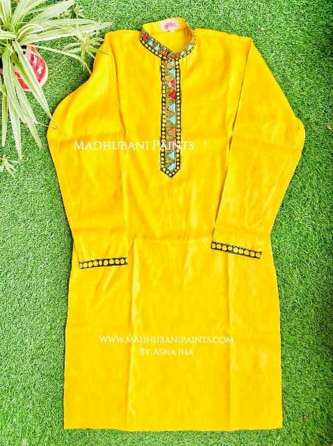 Yellow Mithila Borders Hand-painted  Madhubani Men's Tussar Silk Kurta — image 2 of 4
