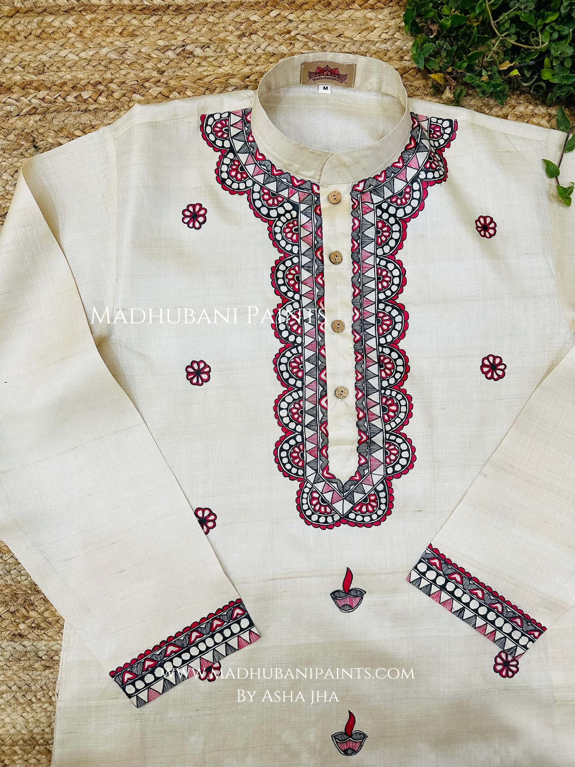 Phool Diya Hand-painted Beige Madhubani Men's Tussar Silk Kurta — image 4 of 5