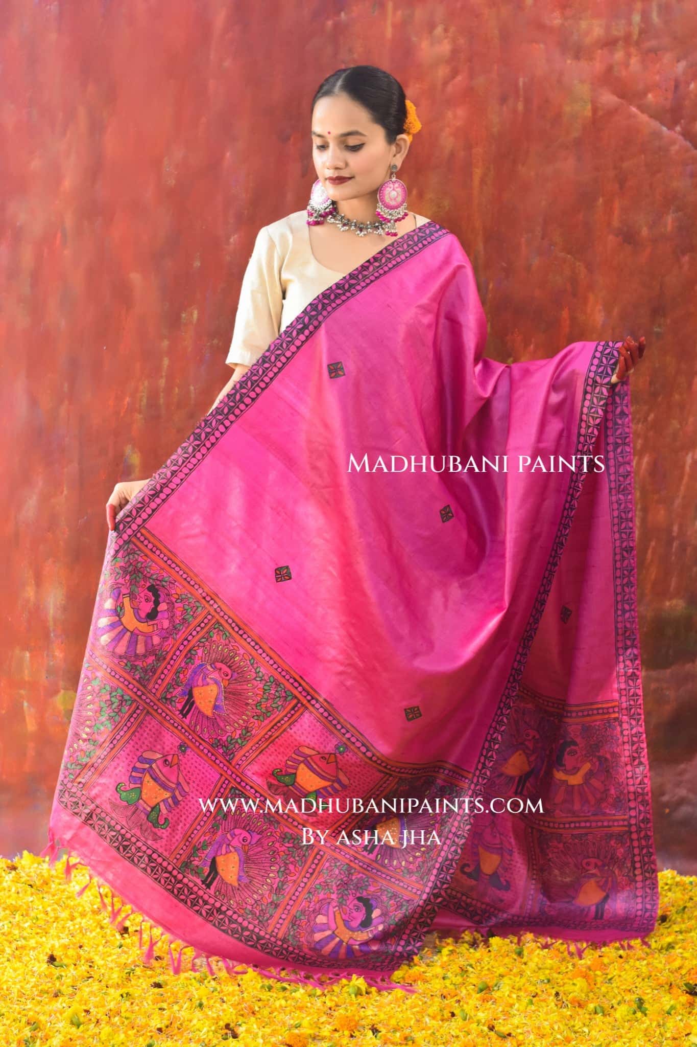 'GUDIYA MOR MACHLI' Handpainted Madhubani Tussar Silk Dupatta — image 3 of 5