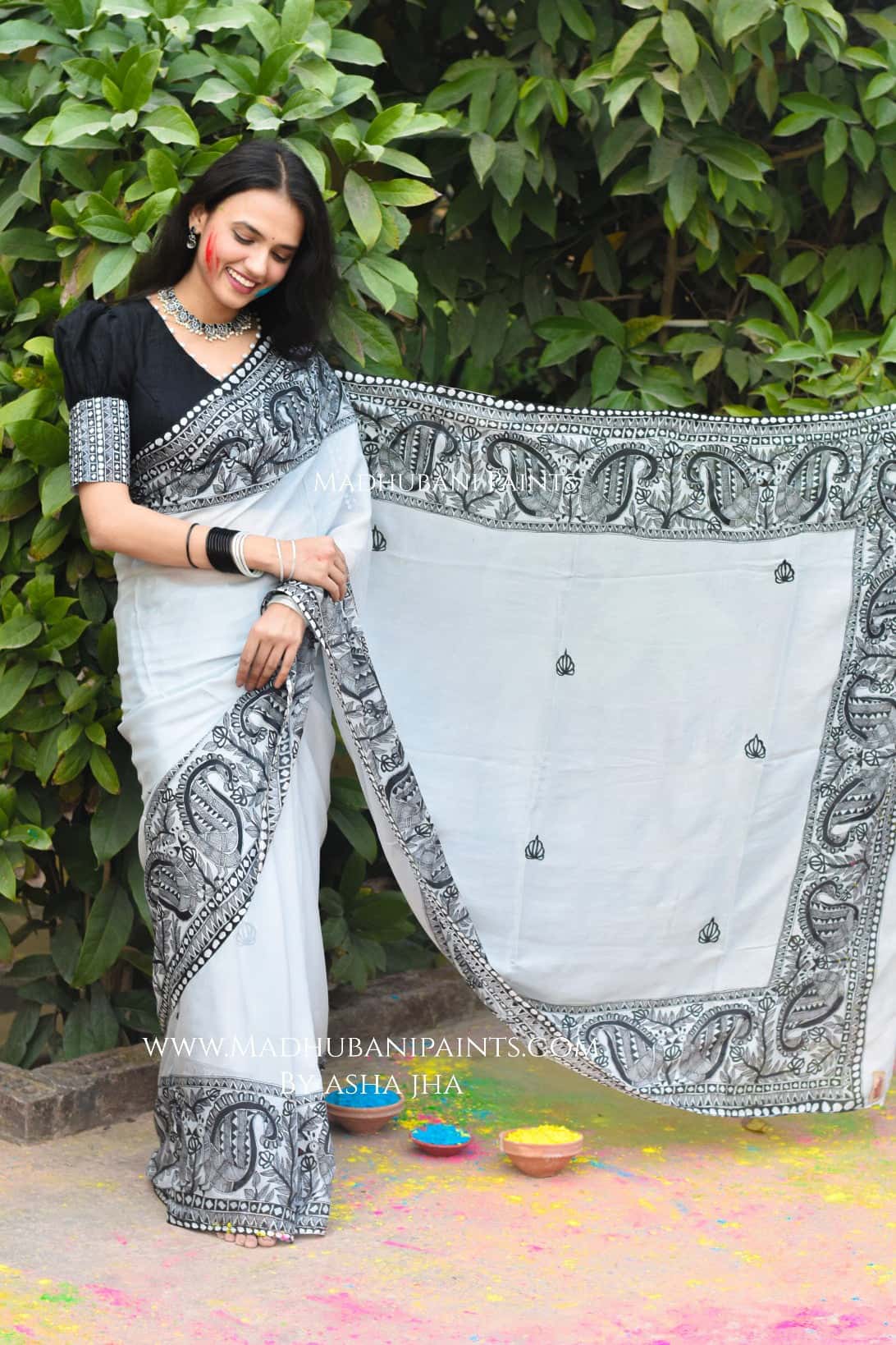 KUSUMAKAR Hand-painted Madhubani Chiffon Saree Blouse Set — image 5 of 11