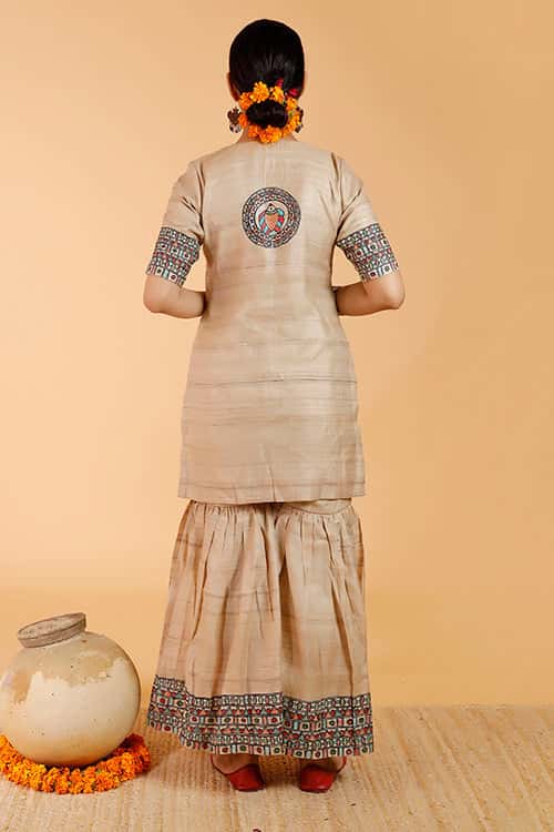 'Prakriti' Handpainted Madhubani Tussar Silk Kurta — image 7 of 7