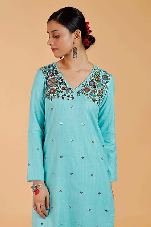 'Pushpam Priye' Handpainted Madhubani Cotton Kurta — image 5 of 7