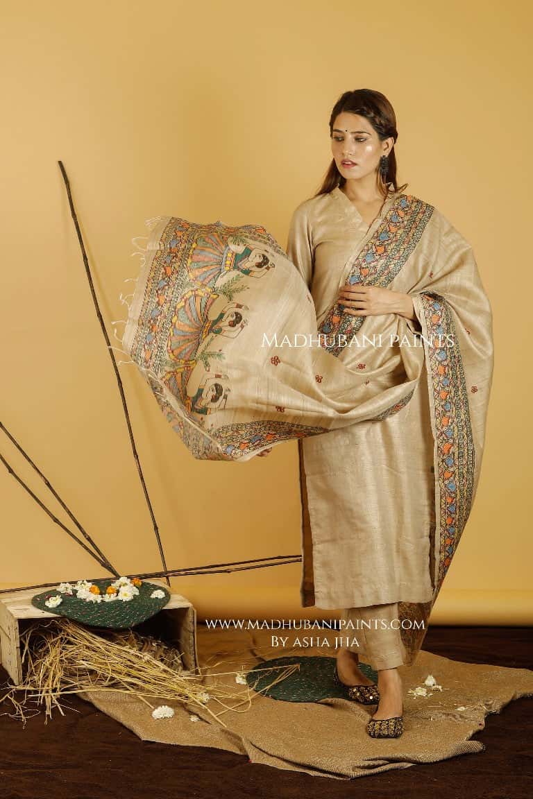 Mithila Gudiya Madhubani Handpainted Pure Handwoven Tussar Silk Dupatta — image 3 of 4