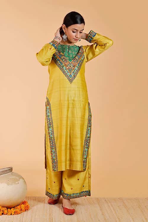 'Gajanand Mayur' Handpainted Madhubani Tussar SIlk Kurta — image 4 of 9