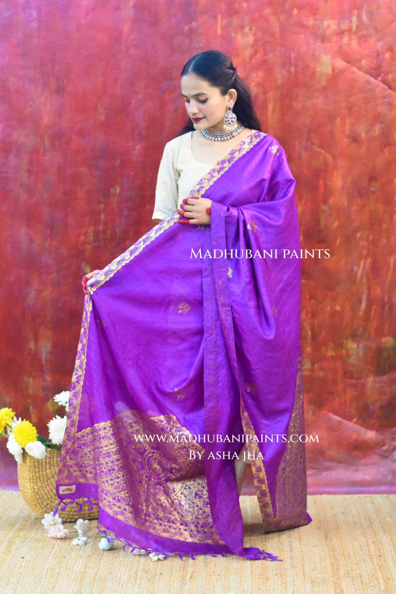 'BAIGINI SURMAI' Handpainted Madhubani Tussar Silk Dupatta — image 4 of 6