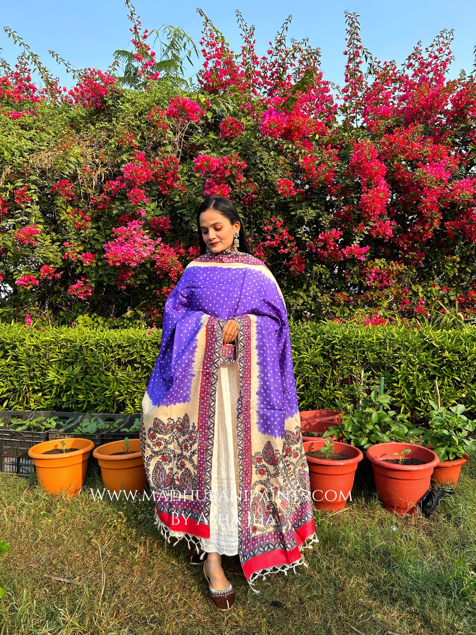 'BANDHINI MAYURI' Handpainted Madhubani Tussar Silk Dupatta — image 2 of 5