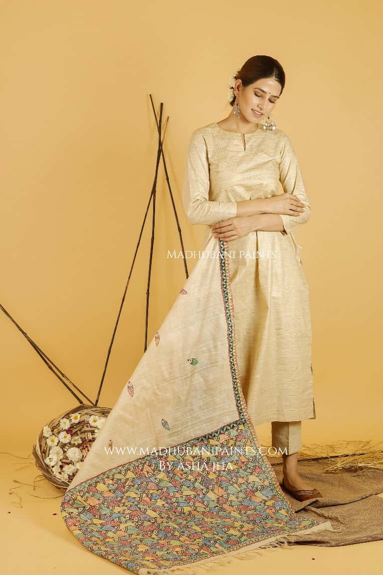 Matsya Leela Madhubani Handpainted Pure Handwoven Tussar Silk Dupatta — image 4 of 4