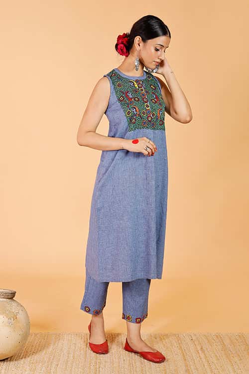 'Girls of Mithila Garden' Handpainted Madhubani Kurta — image 8 of 8