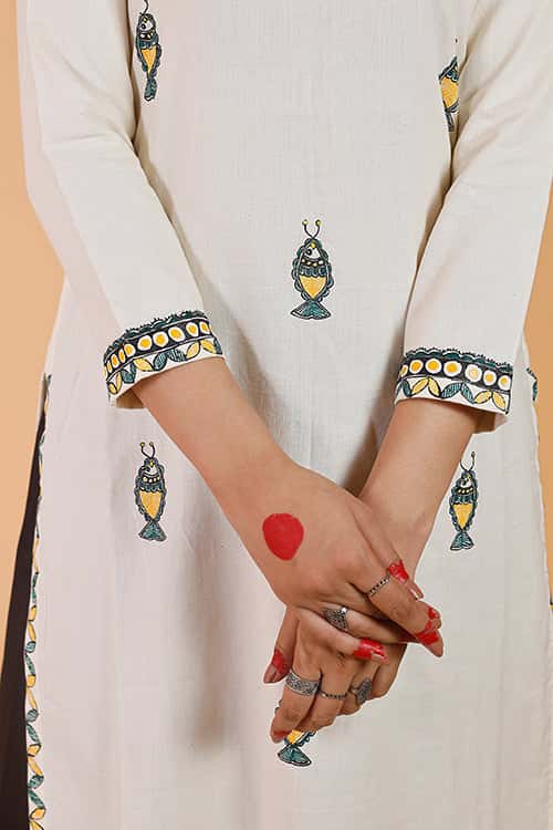 'Surmai' Handpainted Madhubani Cotton Kurta — image 4 of 8