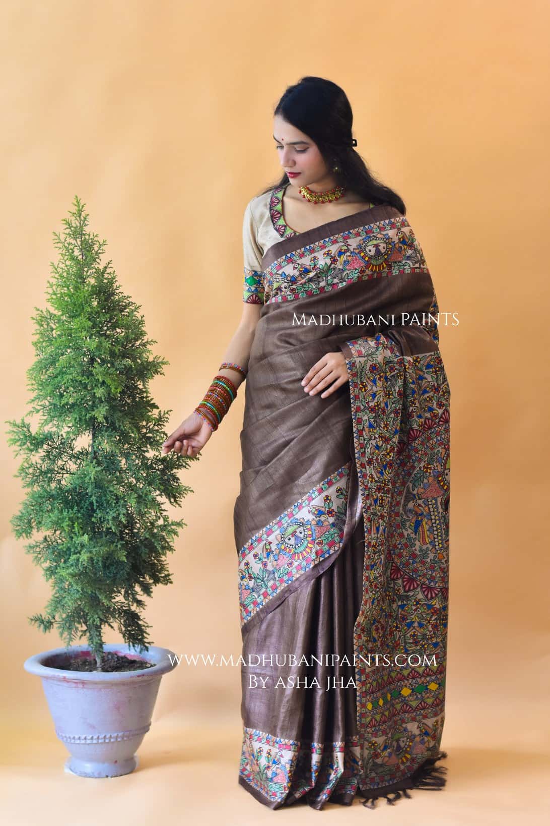 SUNDERBAN SAHELI Hand-painted Madhubani Tussar Silk Saree Blouse Set — image 6 of 8