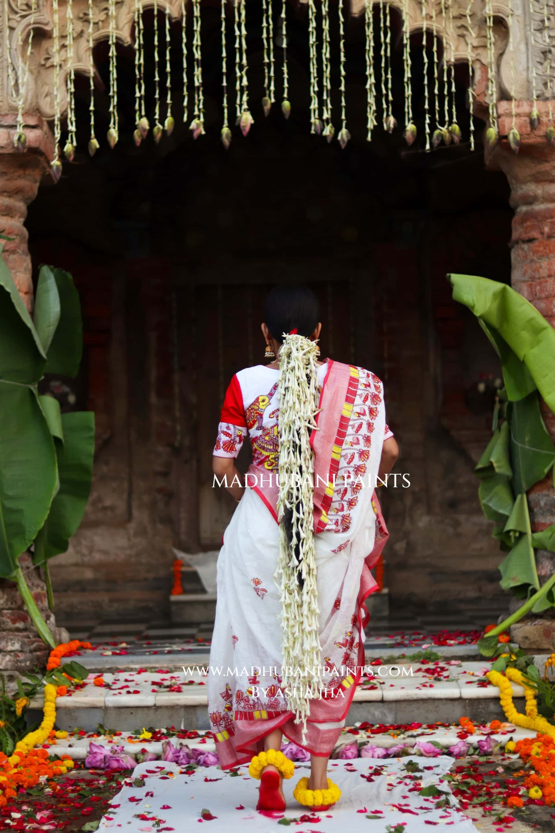 KAMLA Handpainted Linen Madhubani Saree — image 5 of 13