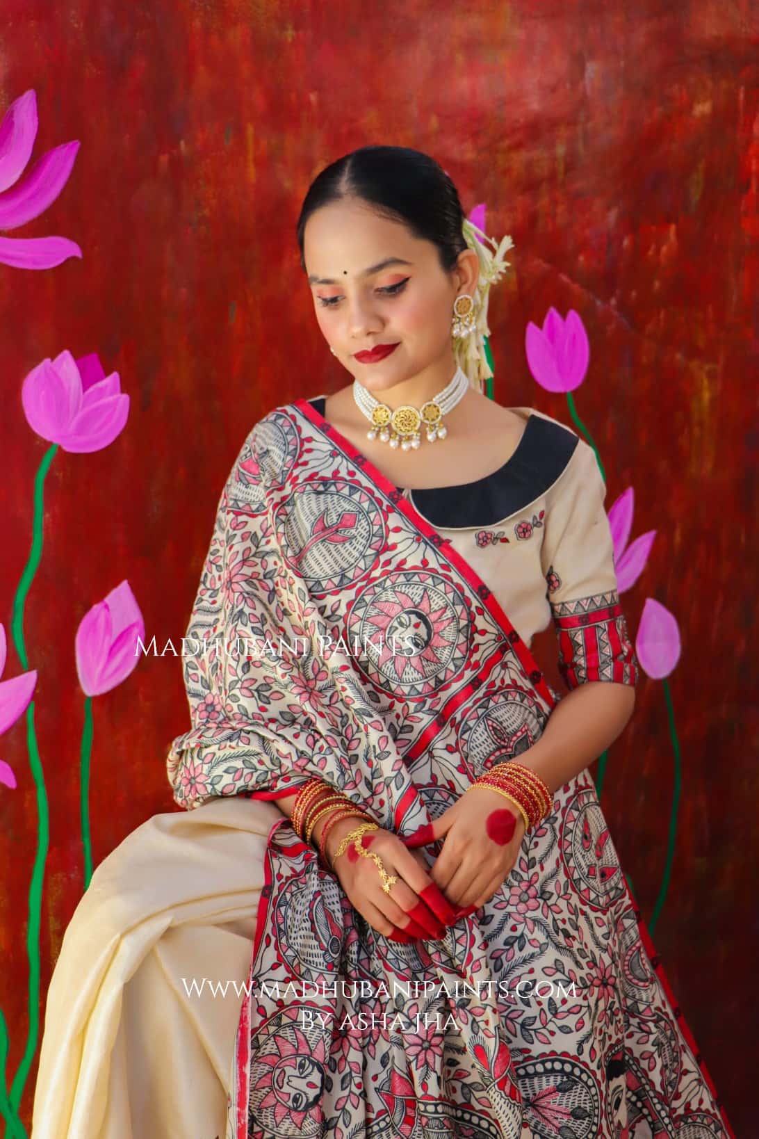 "MADHUMATI" Handpainted Madhubani Tussar Silk Saree — image 4 of 15