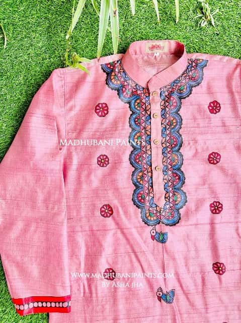 Pink Mithila Flowers Hand-painted  Madhubani Men's Tussar Silk Kurta — image 2 of 5