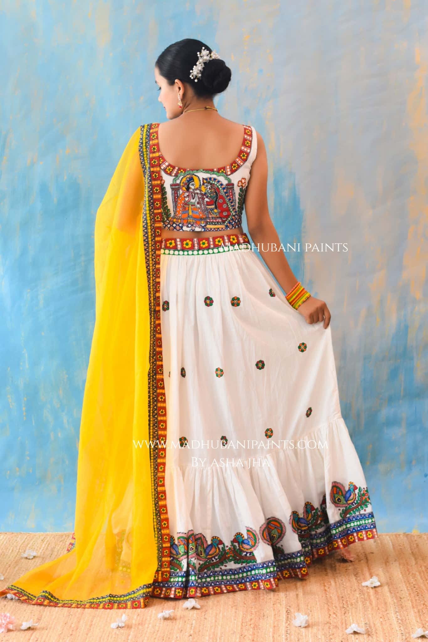 HALDI KE RANG Hand-painted Madhubani Lehnga — image 10 of 15