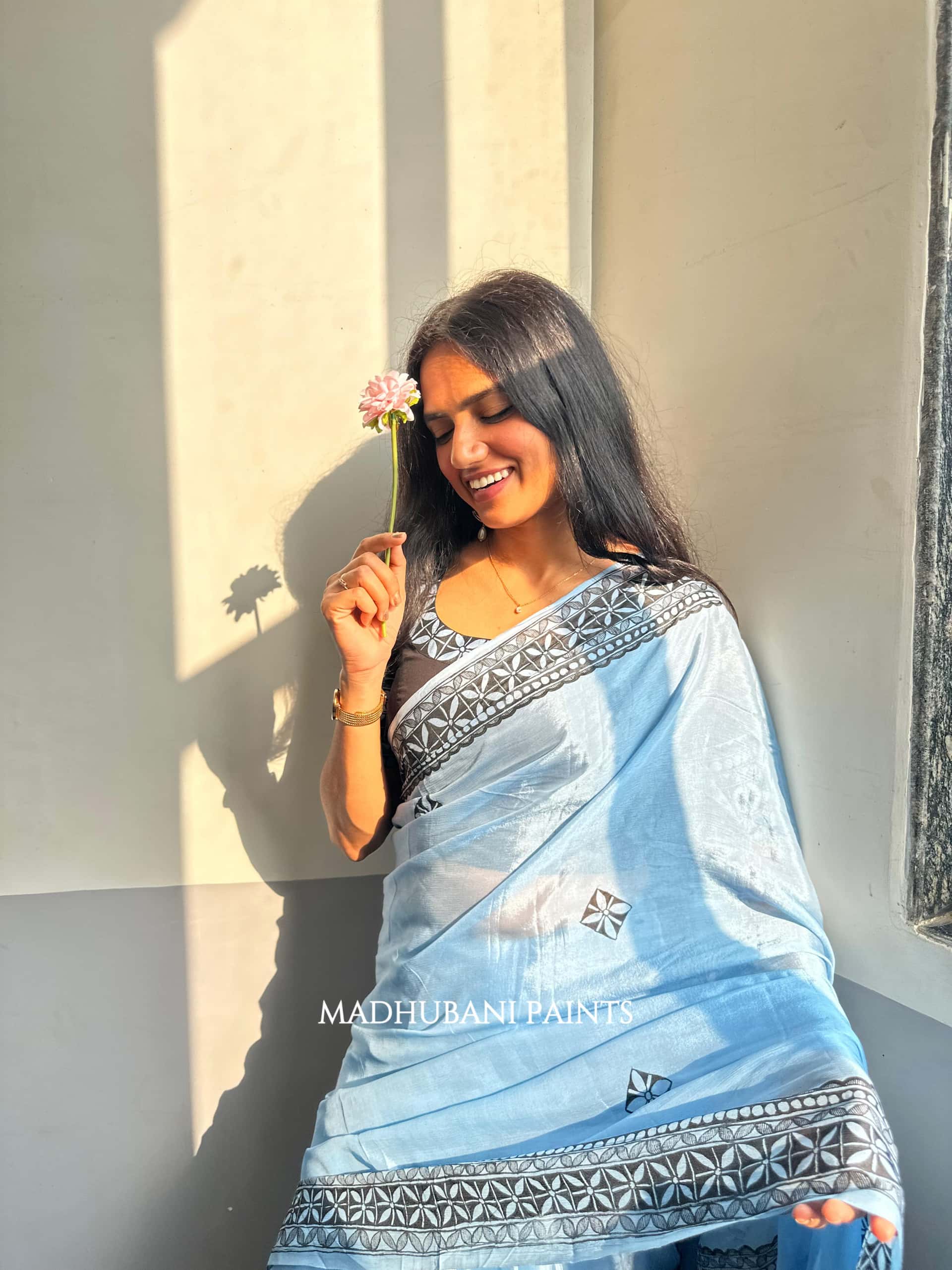 ROOPANJALI Hand-painted Madhubani Chiffon Saree — image 4 of 6