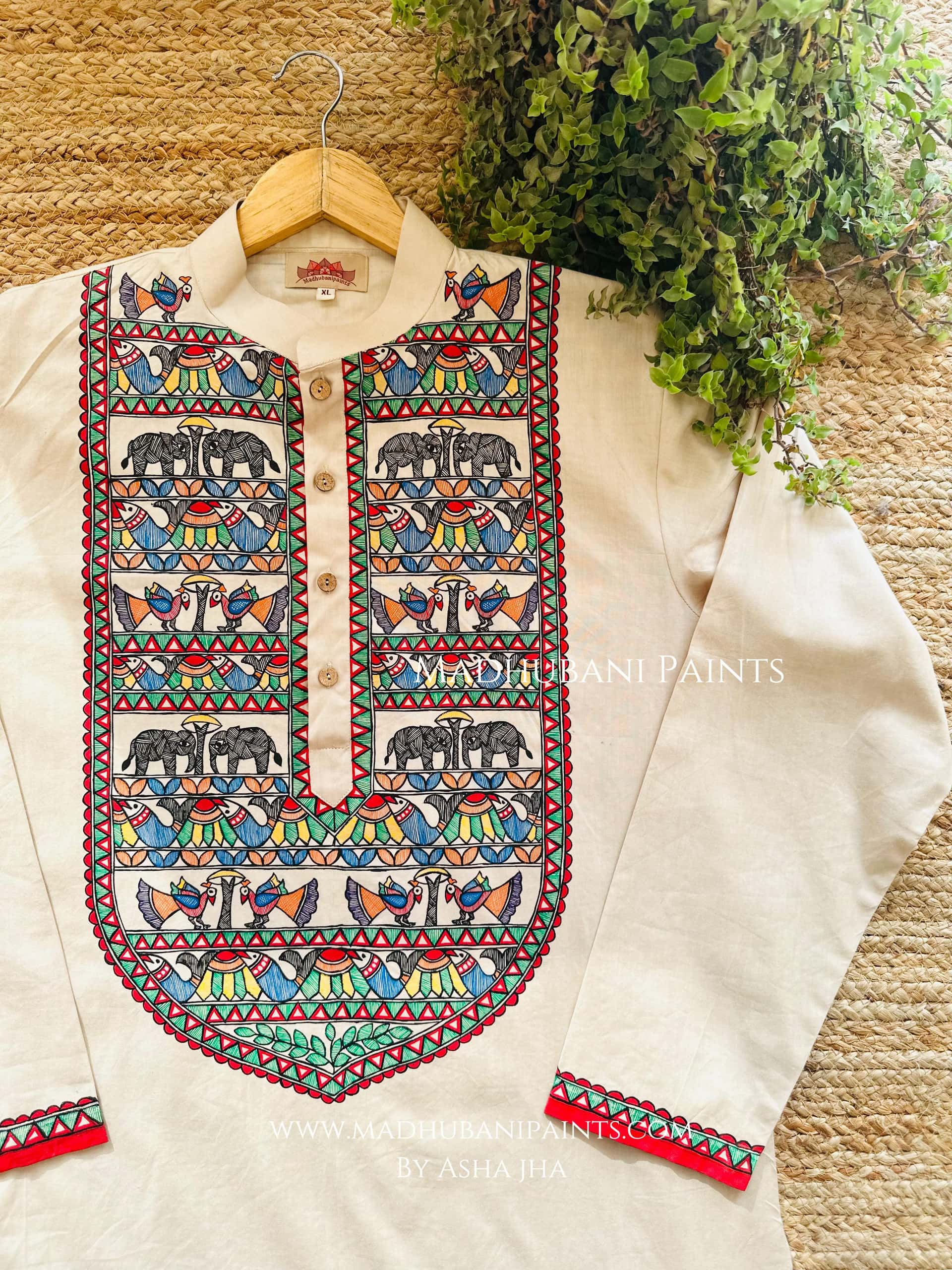 Hathi Mor Machli Hand-painted  Madhubani Men's Cotton Kurta — image 3 of 4