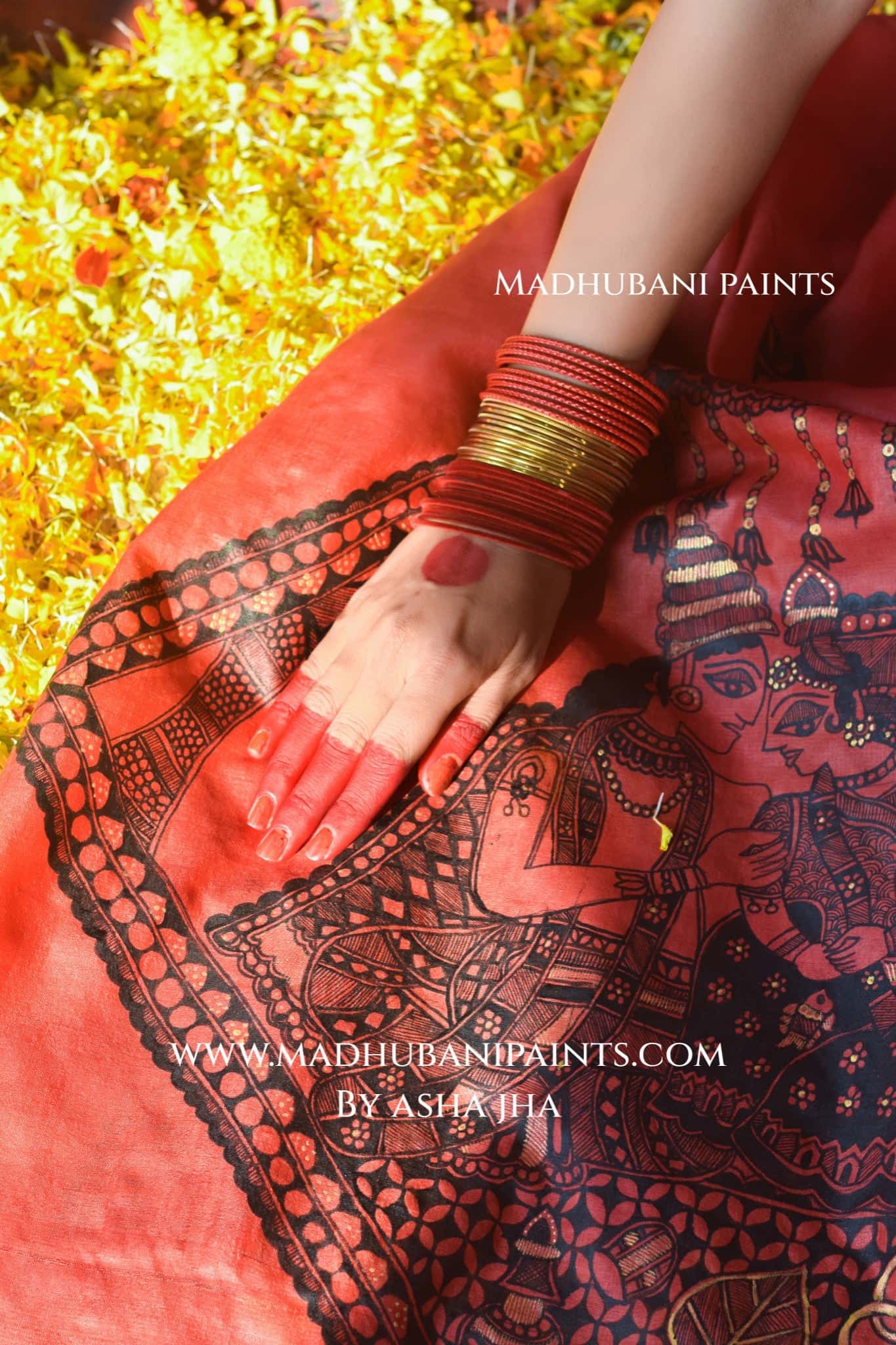 'DULHA DULHIN' Handpainted Madhubani Tussar Silk Dupatta — image 2 of 6