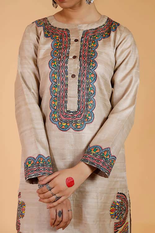'Kamal Nain' Handpainted Madhubani Tussar Silk Kurta — image 7 of 7