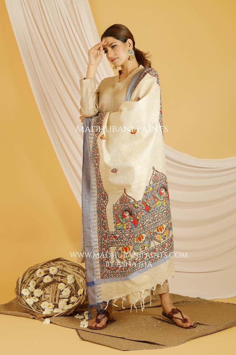 Doli Fish Madhubani Handpainted Pure Handloom Cotton Dupatta — image 3 of 5