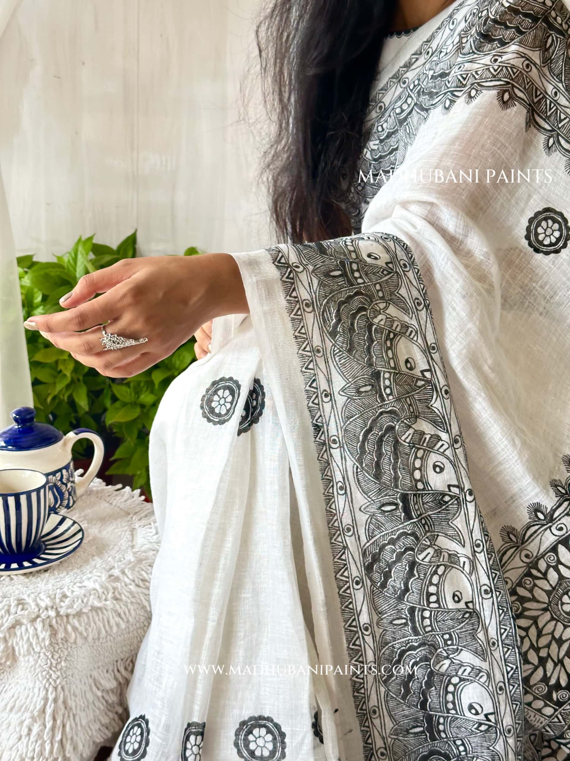 Linen Sagar Shringar Hand-painted Madhubani Painting Saree — image 3 of 11