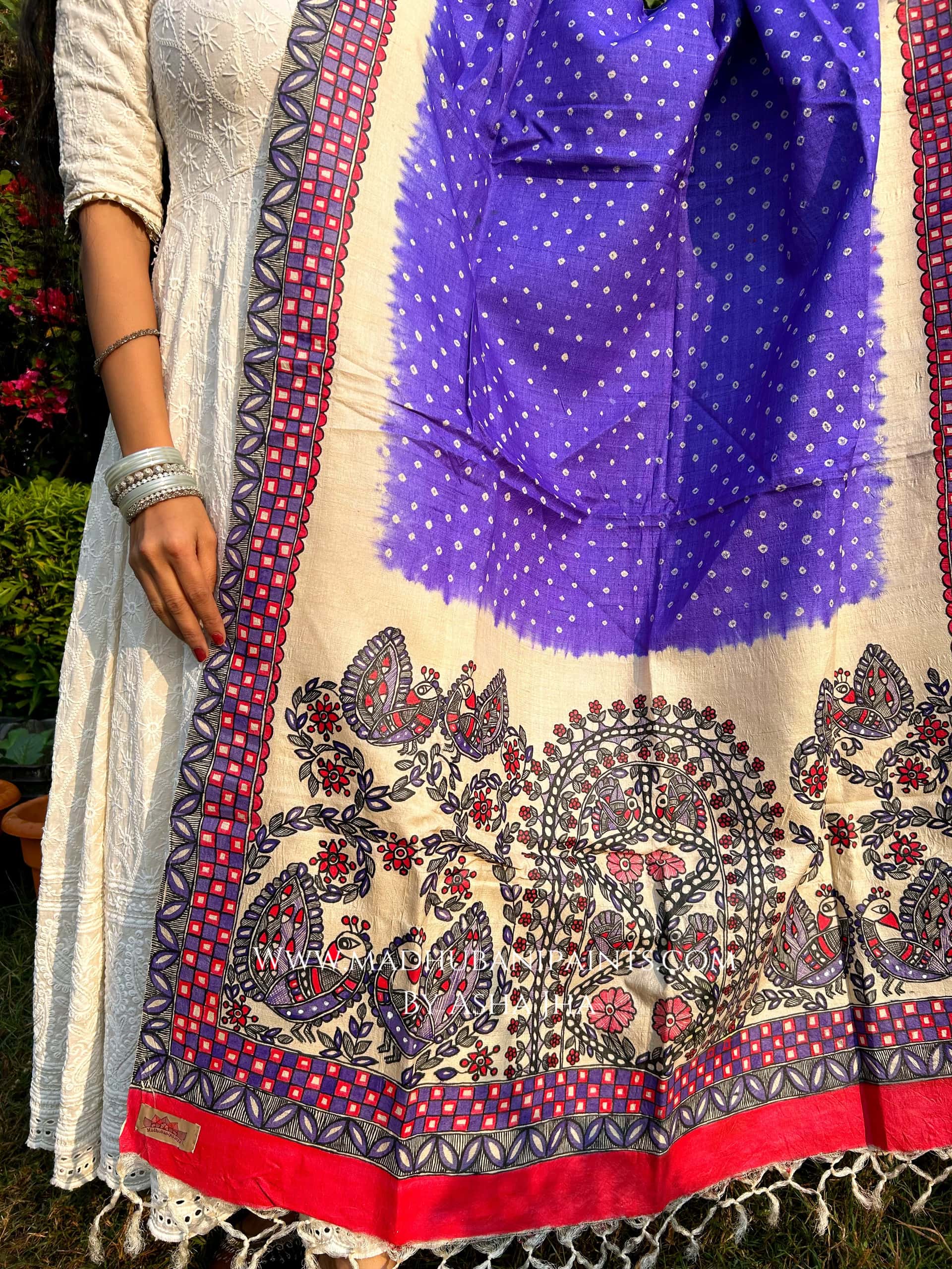 'BANDHINI MAYURI' Handpainted Madhubani Tussar Silk Dupatta — image 4 of 5