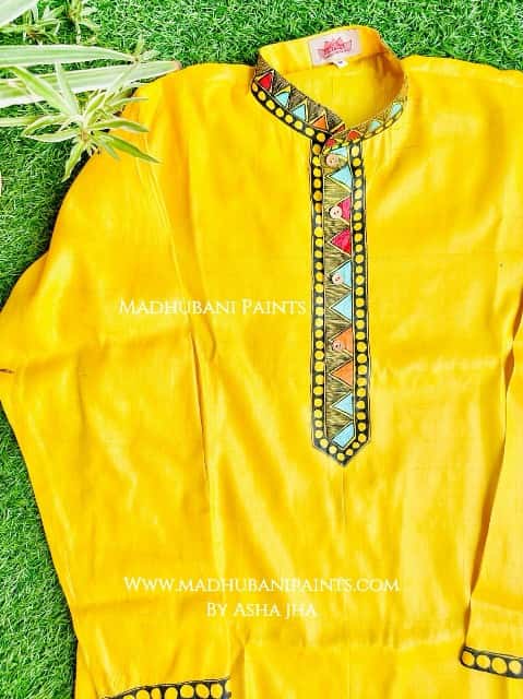 Yellow Mithila Borders Hand-painted  Madhubani Men's Tussar Silk Kurta — image 3 of 4