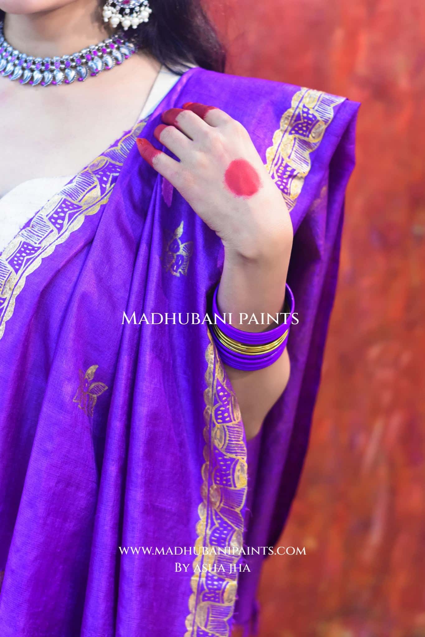 'BAIGINI SURMAI' Handpainted Madhubani Tussar Silk Dupatta — image 2 of 6