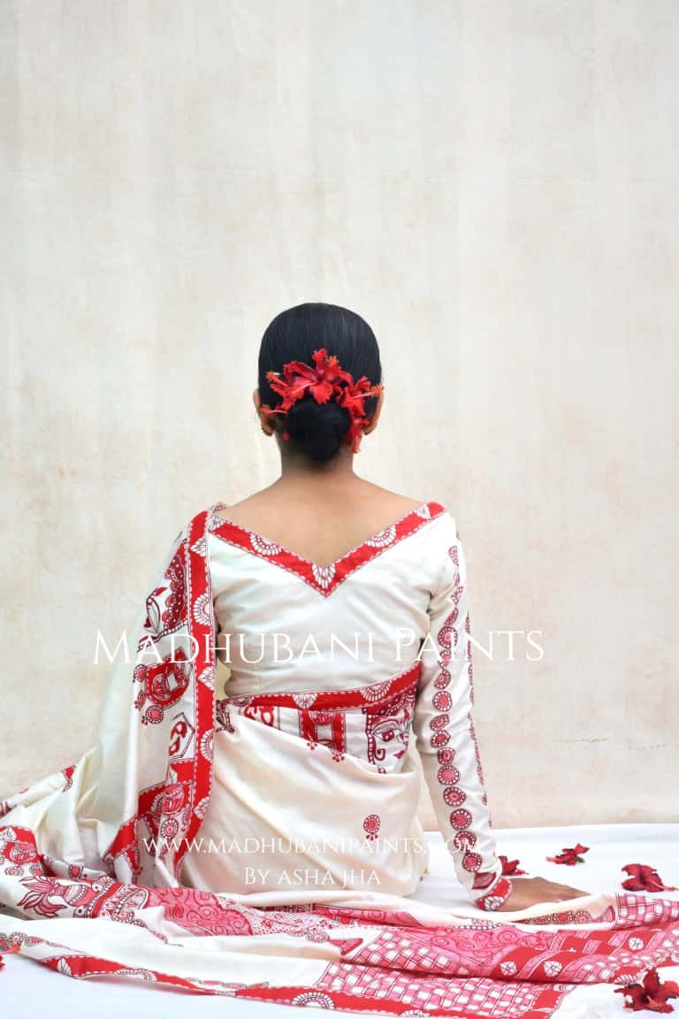 'BRAHMCHARINI' Handpainted Madhubani Bishnupuri Silk Saree Blouse Set — image 4 of 12