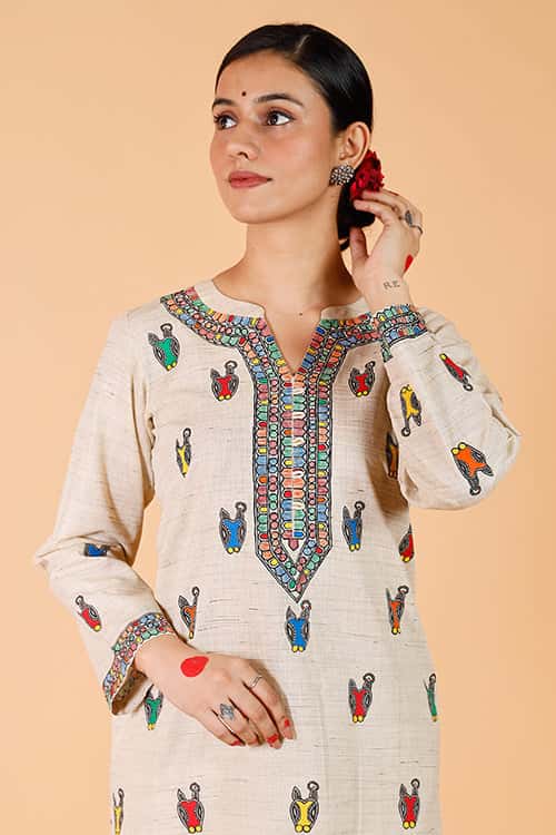 'Nandi' Handpainted Madhubani Cotton Kurta — image 6 of 8