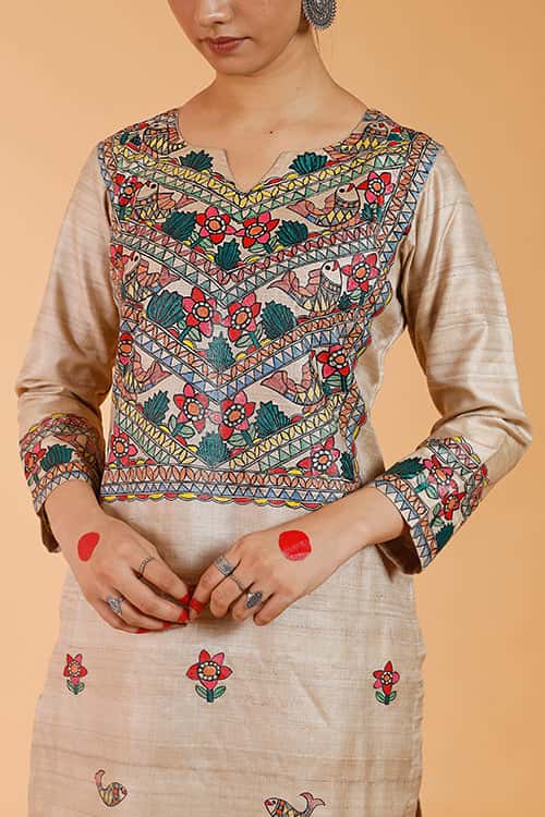 'Anuragini' Handpainted Madhubani Tussar SIlk Kurta — image 4 of 6