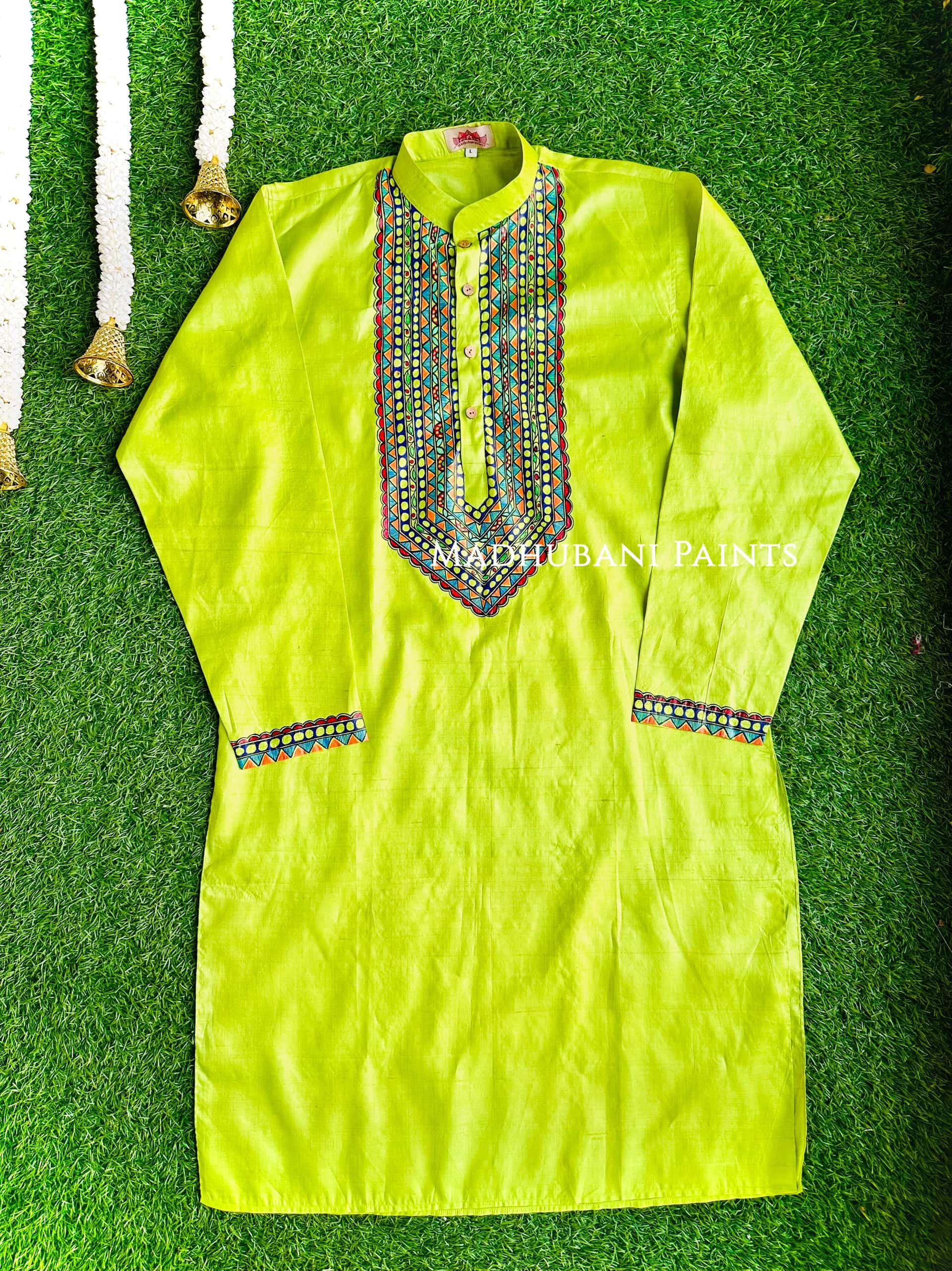 SANSKRITI Hand-painted  Madhubani Men's Tussar Silk Kurta — image 5 of 6