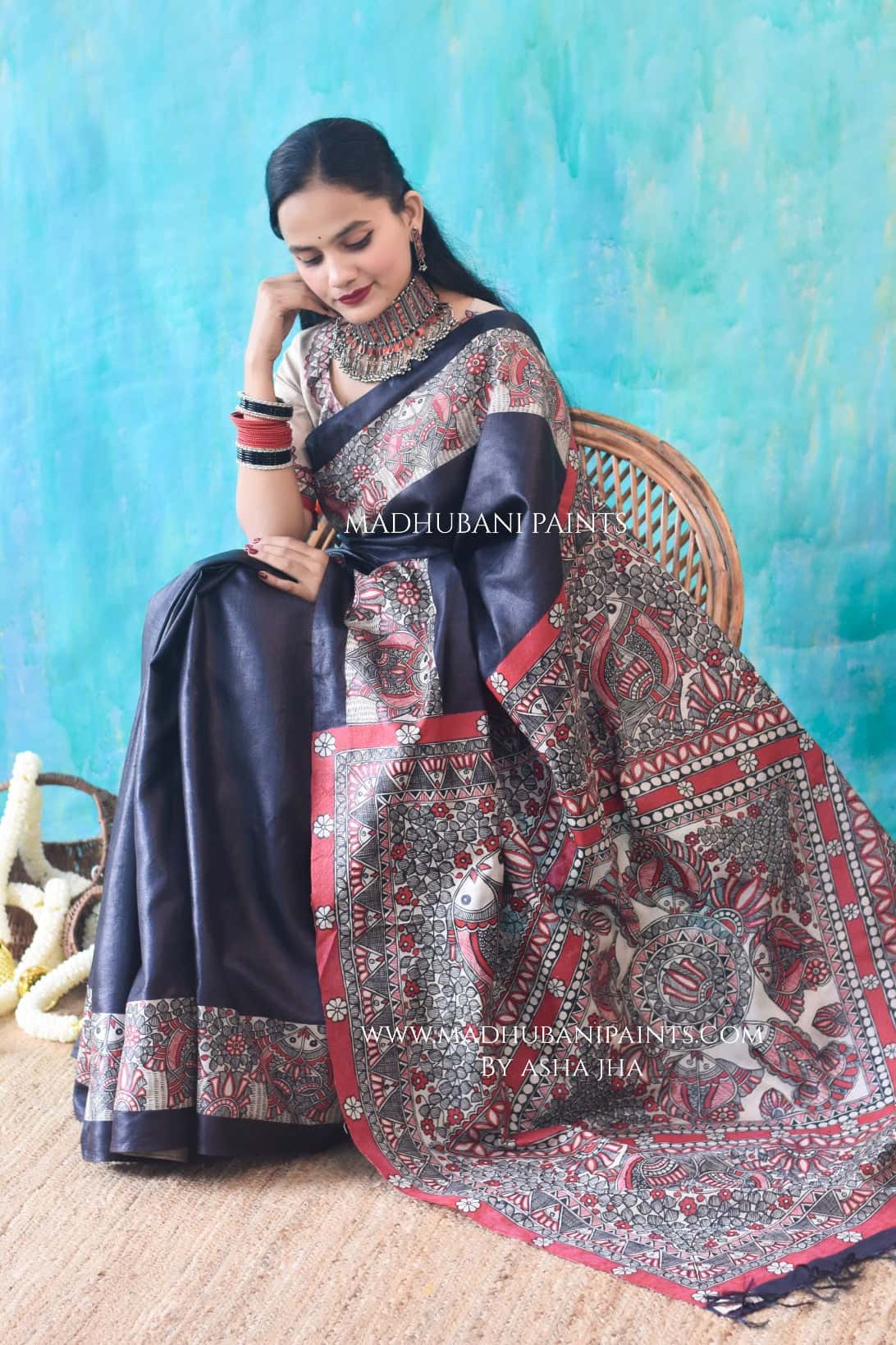 'MATSYA MANJARI' Hand-painted Madhubani Tussar Silk Saree Blouse Set — image 2 of 8