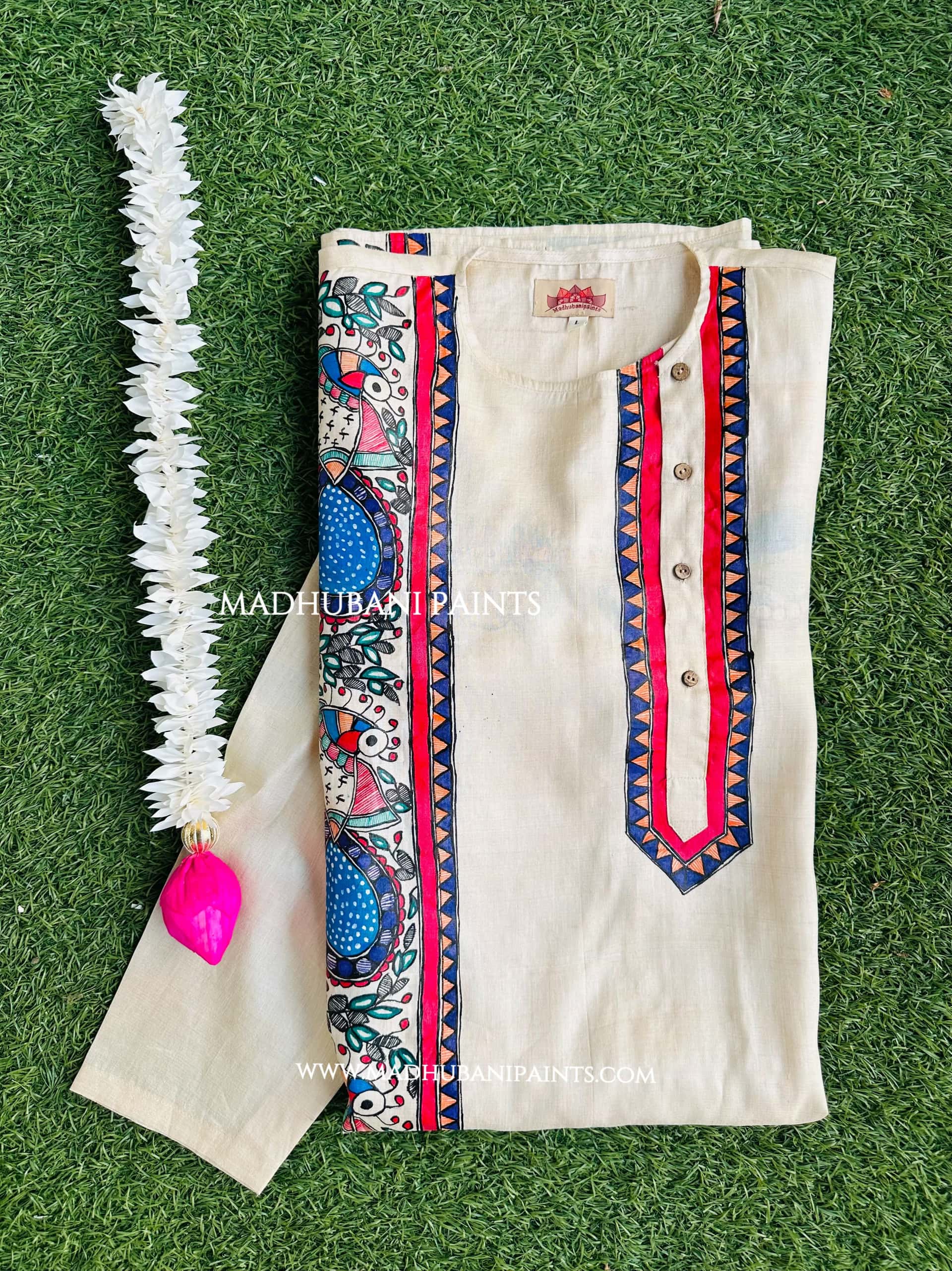 Neeli Mayuri Hand-painted Handloom Men's Tussar Silk Kurta — image 3 of 5