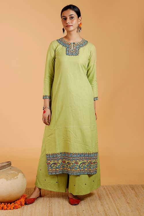 'Mayur Kamal' Handpainted Madhubani Cotton Kurta — image 2 of 6