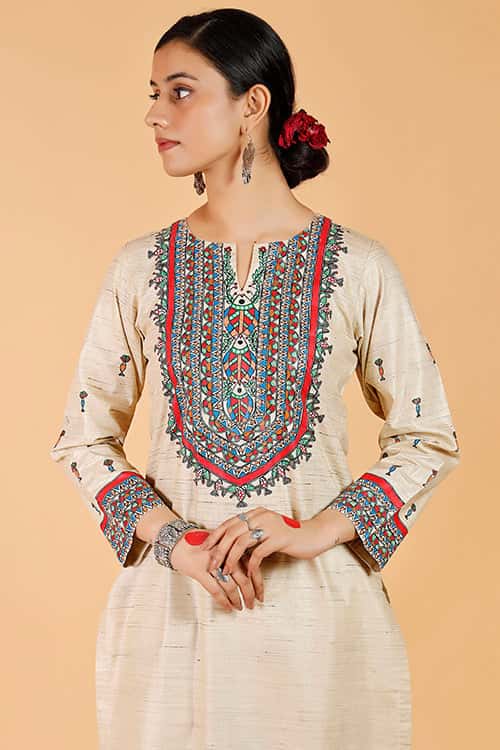 'Tilkor Kamal' Handpainted Madhubani Cotton Kurta — image 5 of 10