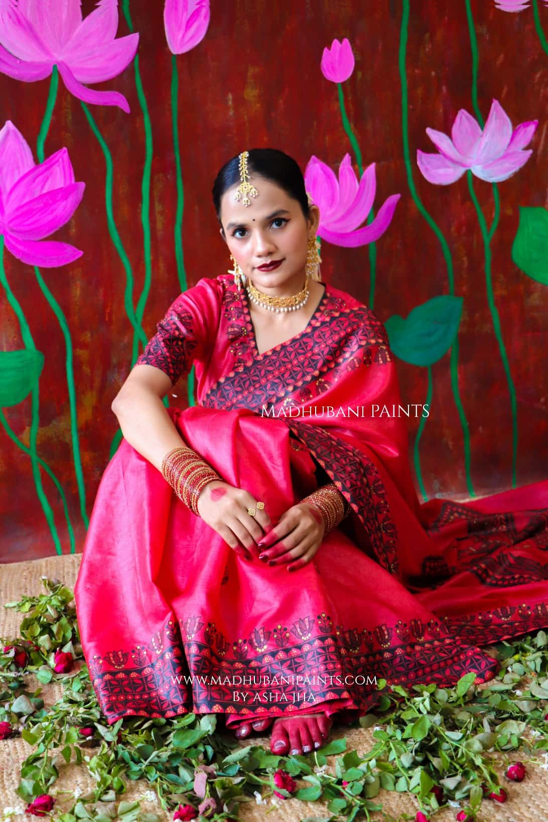 'UTKARSHINI' Handpainted Madhubani Tussar Silk Saree Blouse Set — image 7 of 13