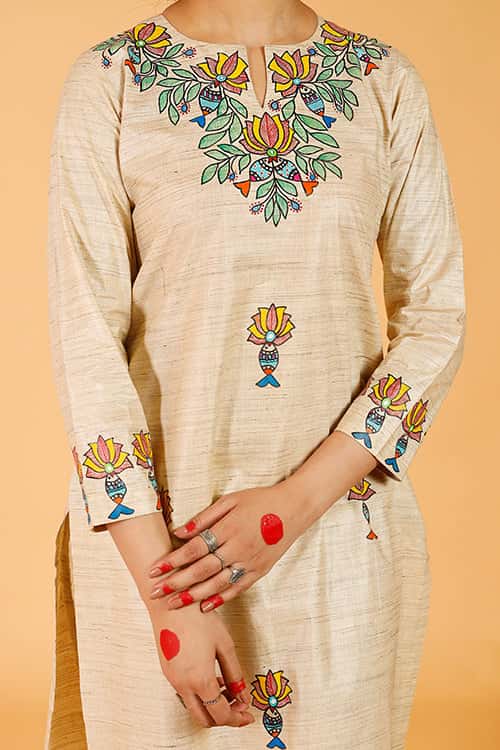 'Surmai Kamal' Handpainted Madhubani Cotton Kurta — image 7 of 8