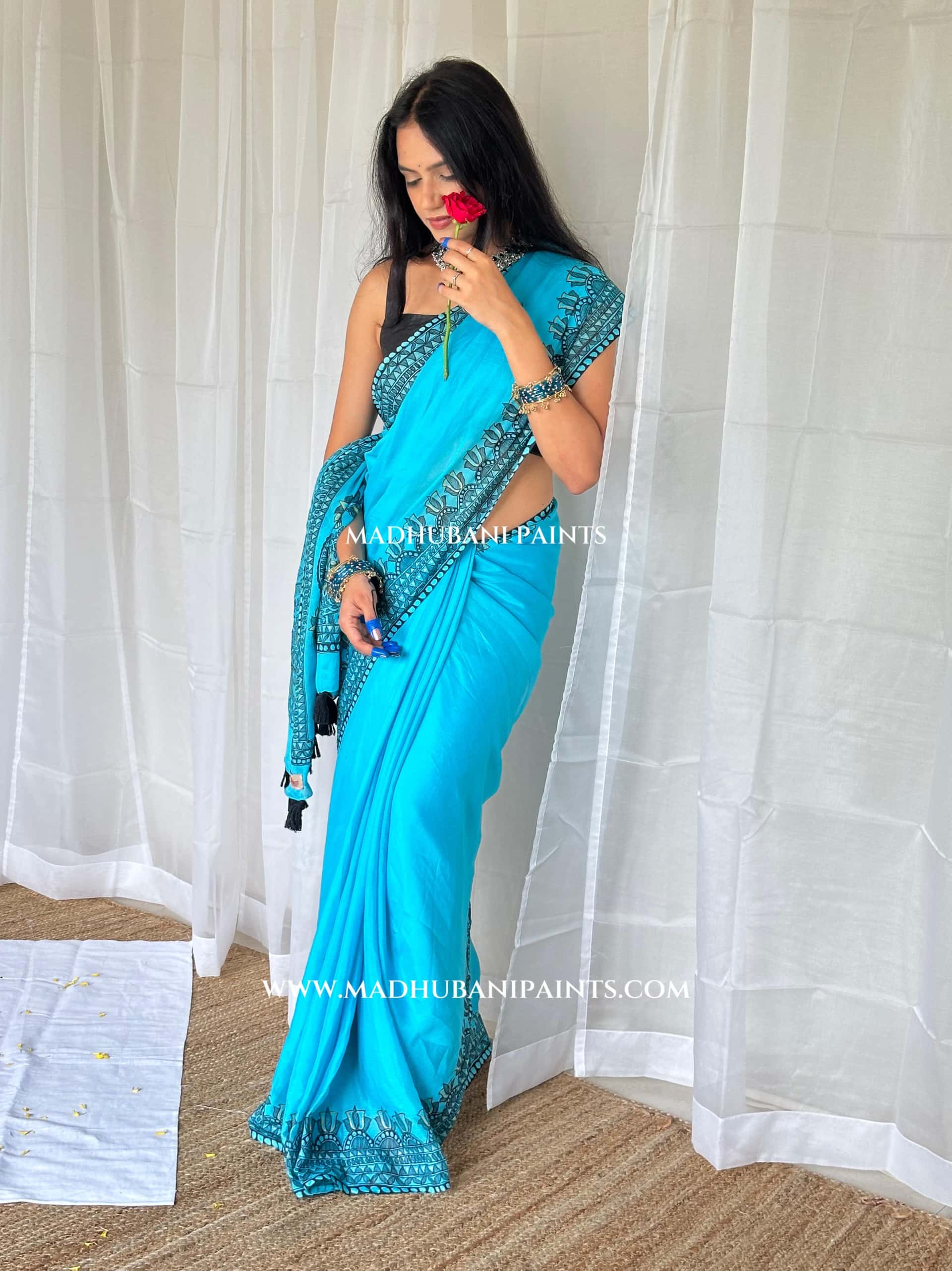 Aasmani Doli Hand-painted Madhubani Chiffon Saree — image 9 of 11