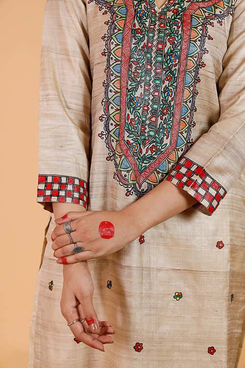 Handpainted Madhubani 'Bagmati' Tussar SIlk Kurta — image 6 of 6