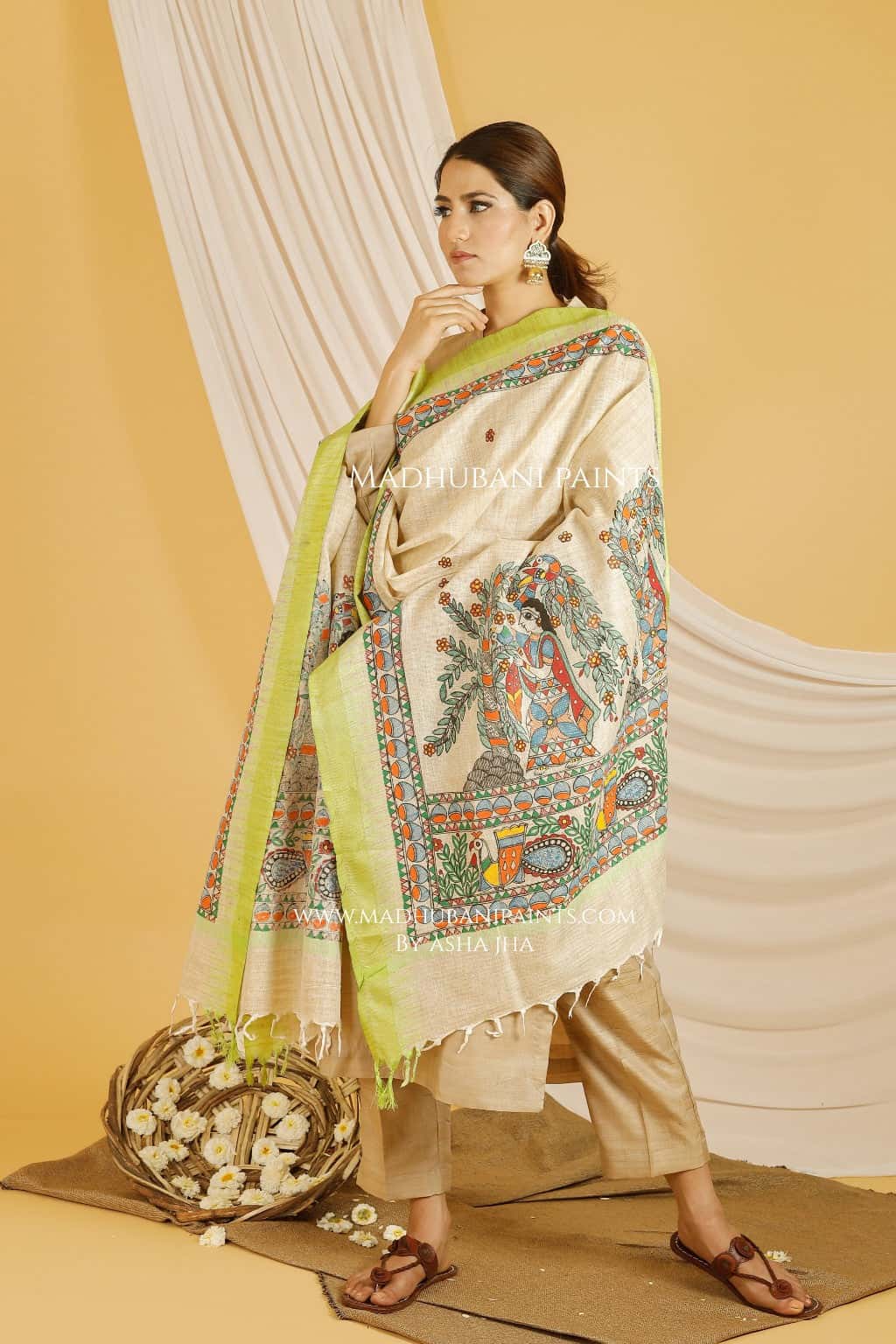 Lady In Garden Madhubani Handpainted Pure Handloom Cotton Dupatta — image 4 of 5