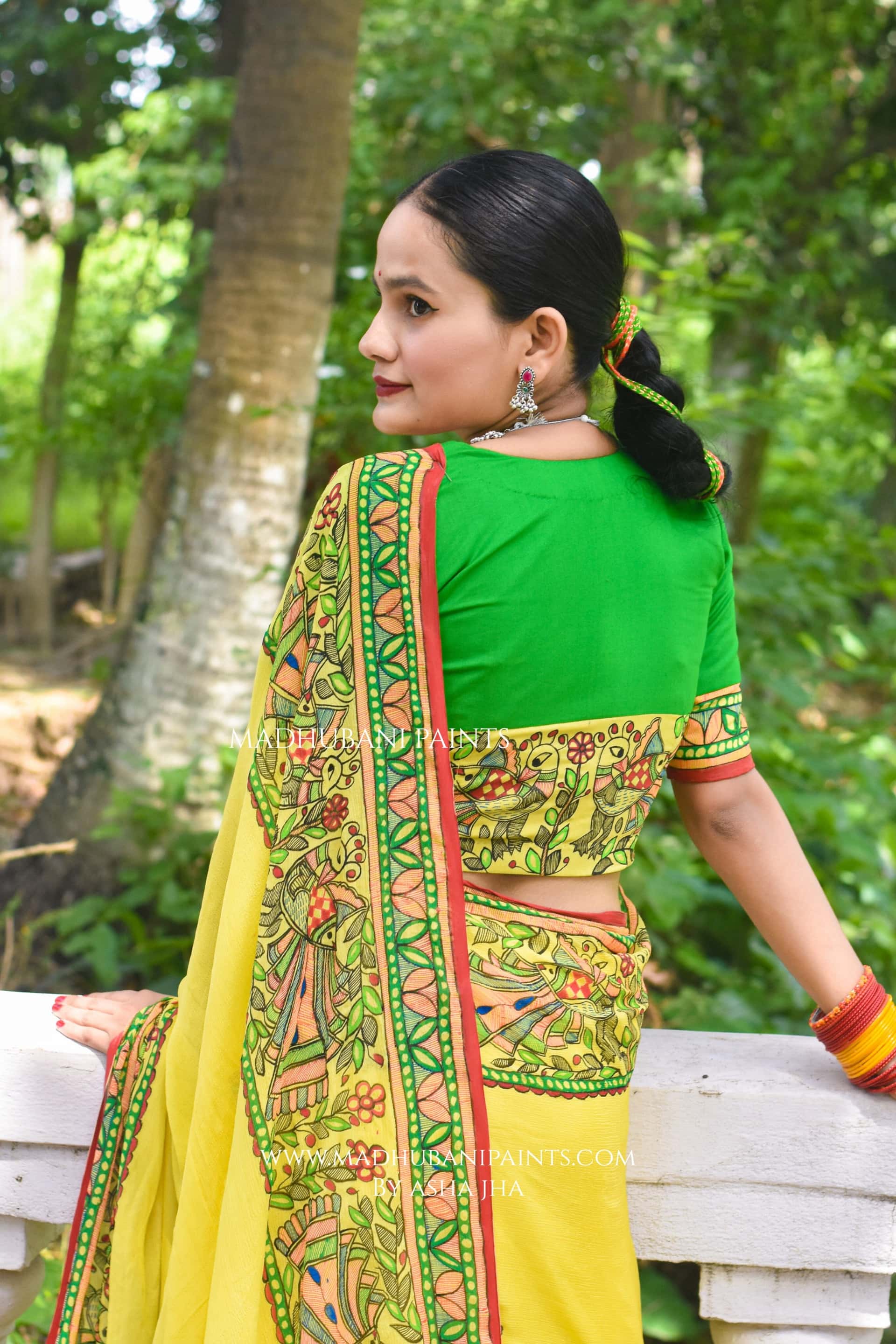 Pyaari Morni Hand-painted Madhubani Chiffon Saree Blouse Set — image 5 of 8