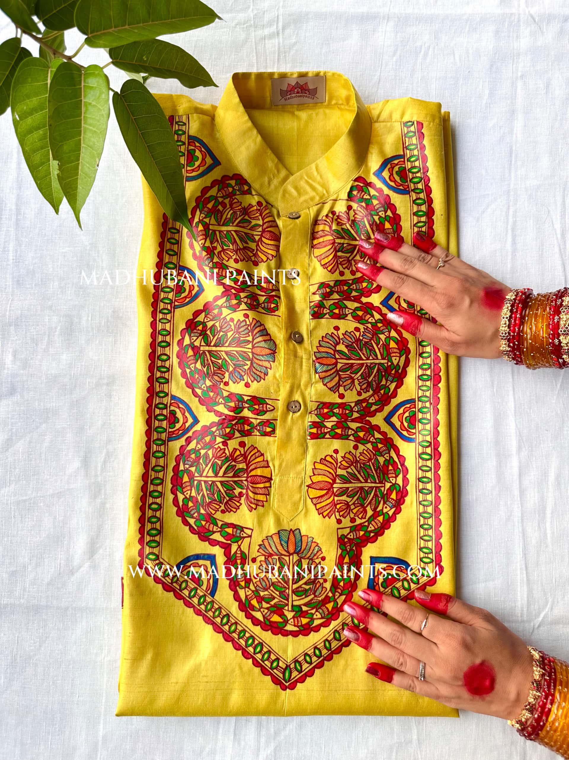 UPNAYAN Hand-painted Handloom Men's Tussar Silk Kurta — image 2 of 3