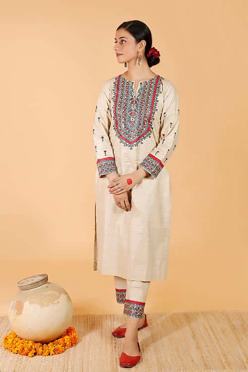 'Tilkor Kamal' Handpainted Madhubani Cotton Kurta — image 10 of 10