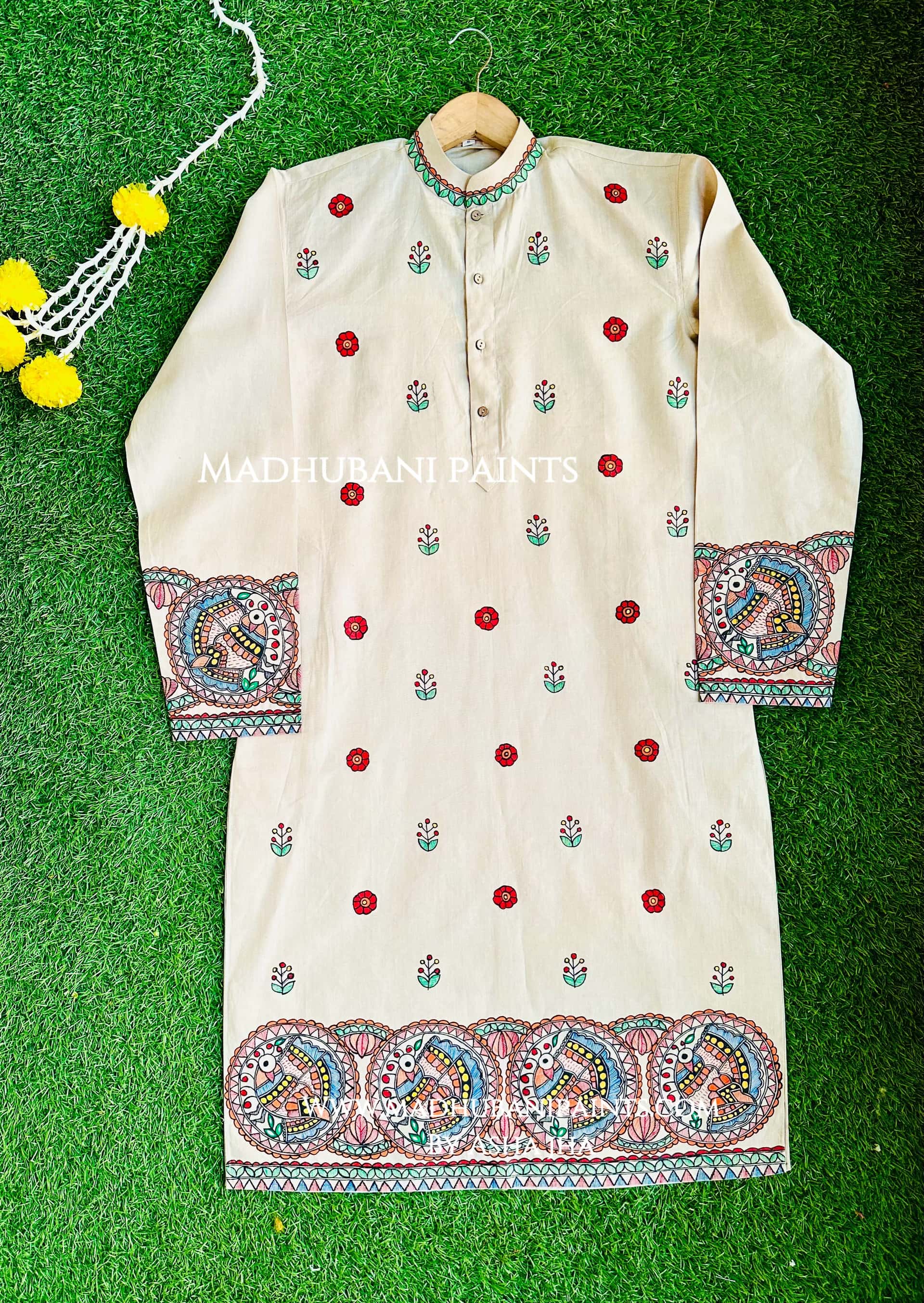 Mayuri Hand-painted Handloom Men's Cotton Kurta — image 4 of 5