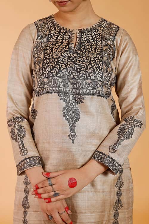 'Pride of Mithila' Handpainted Madhubani Tussar Silk Kurta — image 6 of 7
