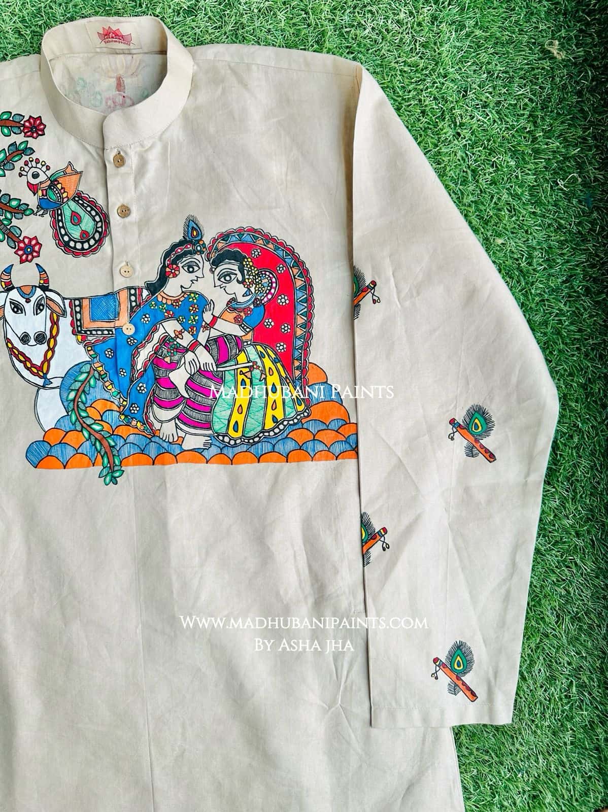 Radha Krishna Hand-painted Beige Handloom Men's Cotton Kurta — image 4 of 5
