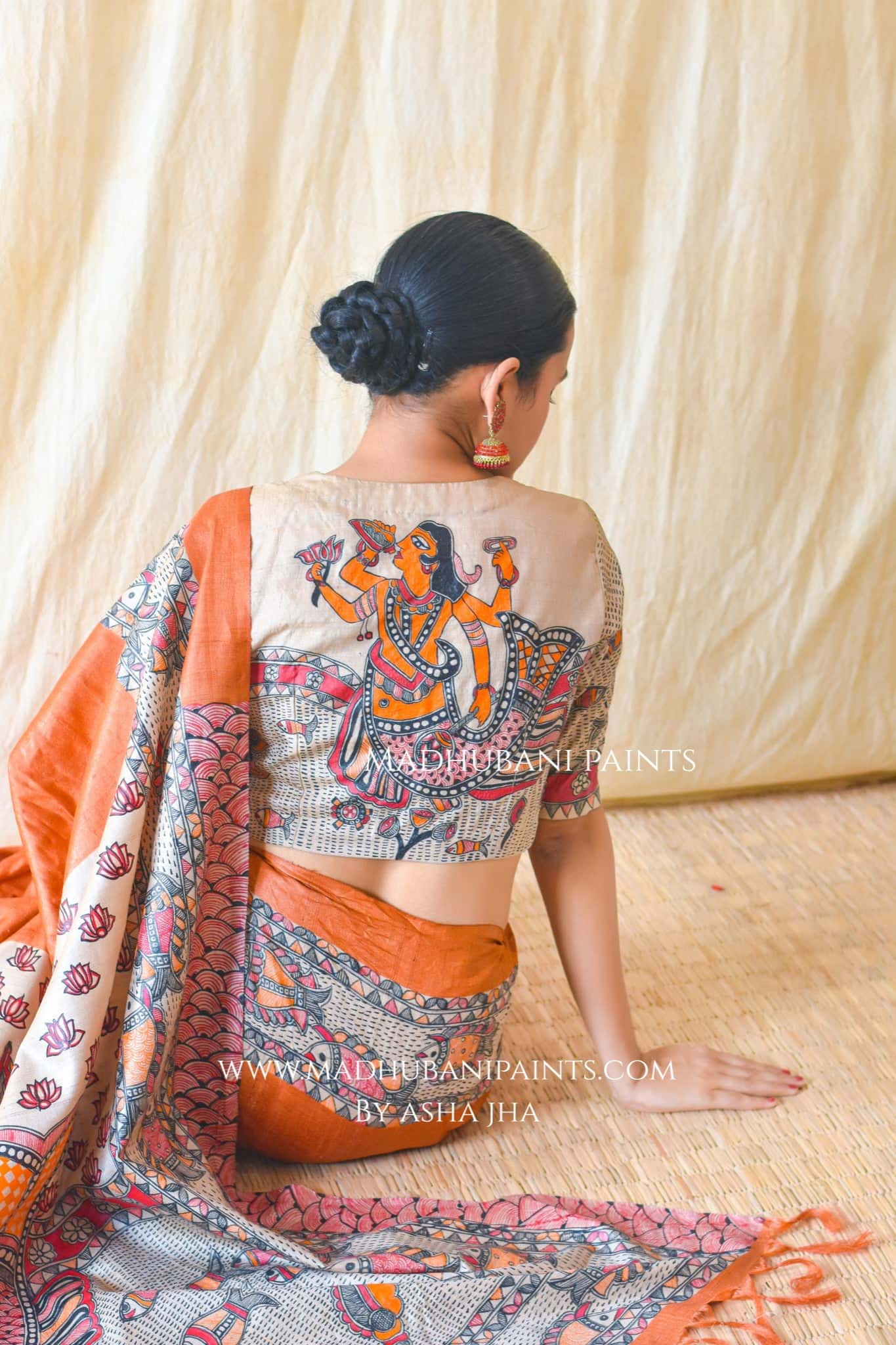 Vishnu Avatar Handpainted Tussar Saree Blouse Set — image 12 of 14