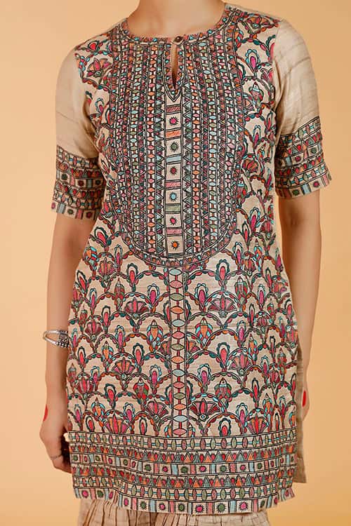 'Prakriti' Handpainted Madhubani Tussar Silk Kurta — image 5 of 7